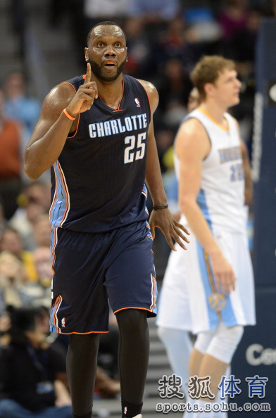 江南体育 -包含赛地聚焦——全明星赛训练课后热度飙升；奥兰多魔术回应争议；细节曝光；球探报告显示潜力的词条