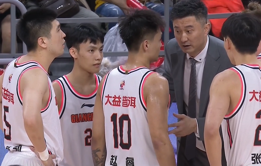 关于广东宏远内部会议纪要流出：转会期再遭质疑；欧冠使命明确；资深球员宣示担当的信息