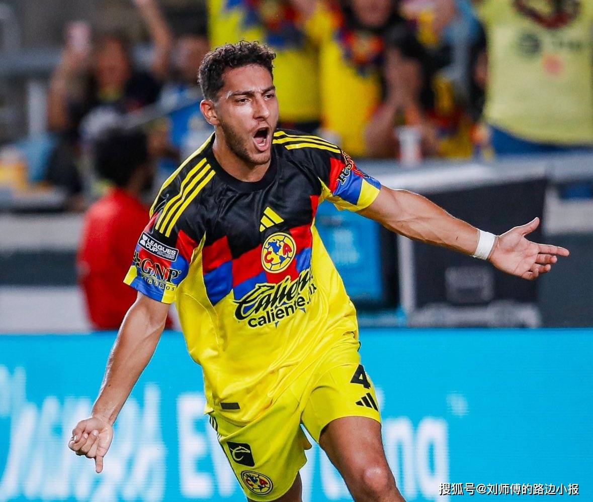 今晨巴黎圣日耳曼调整名单以备法国杯斯图加特转会期复出首秀，网友：风云突变里昂窗口期豪取连胜 